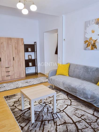 2 camere Bd. MAGHERU - Piata Romana 8/9 - 2