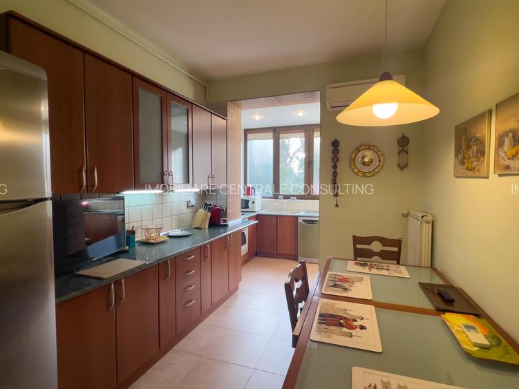 Parter în vilă cu grădină. - 4