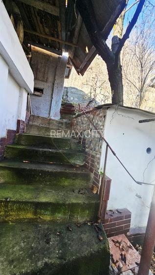 Apartament cu 3 camere de vânzare în zona Central - 16
