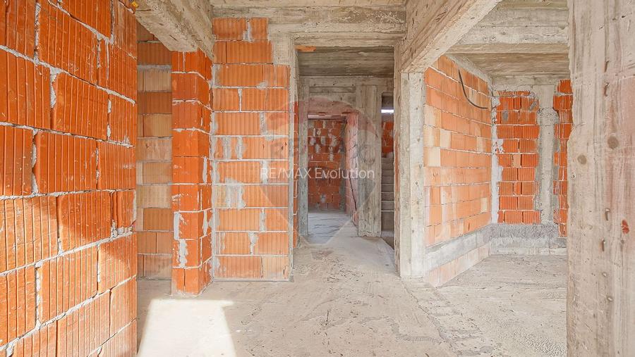 COMISION 0%| Casă individuală | 2 garaje | 192 mp utili | 847 mp teren - 28