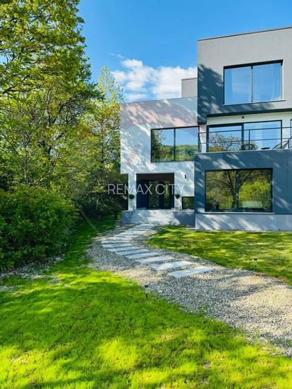 Casă Moderna De  Vanzare - 16