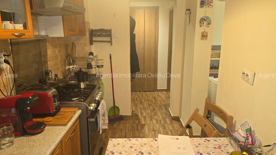 Vand apartament cu 2 camere intrari separate, Deva, Bld. Dacia, etaj 5, mobilat - 6