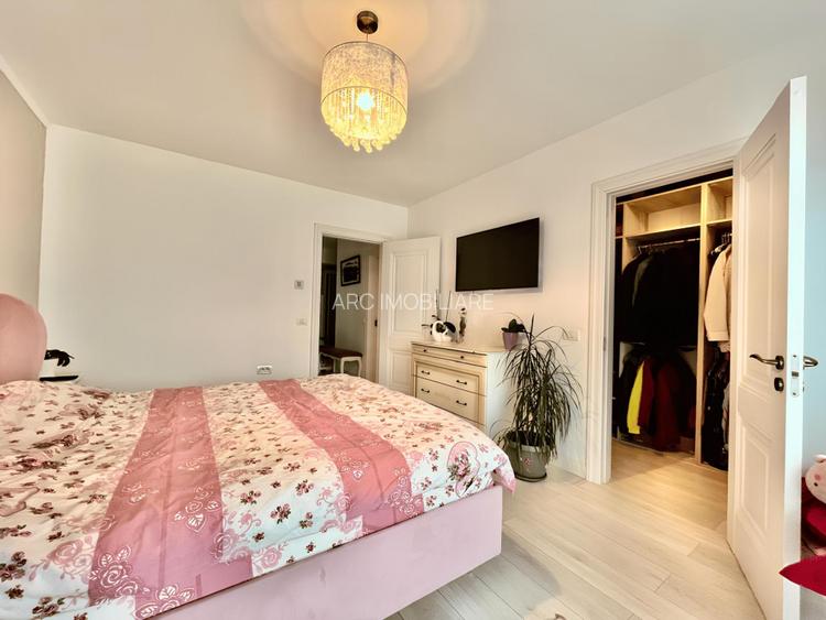 Penthouse cu suprafata generoasa,zona Noua - 7