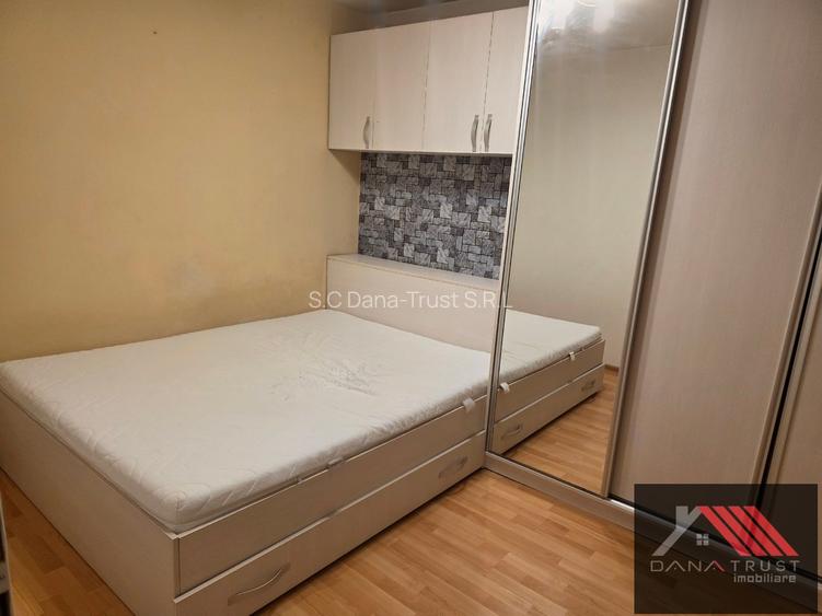 Iulius Mall - Circumvalatiunii - 3 cam - Et1 - 10