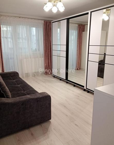 Apartament 3 camere decomandate, 64mp, etaj intermediar, zona Izlazului - 2