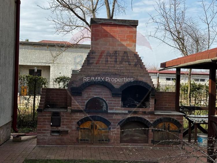 Casă de vânzare cu livadă și piscină – Giurgiu - 2