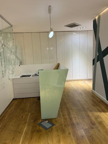 Spatiu birouri stradal, 4 camere, in imobil birouri
