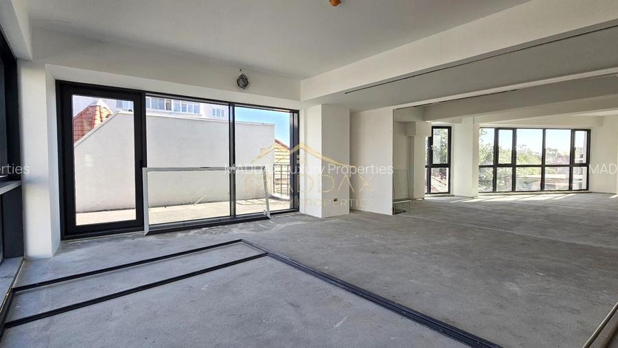 Cladire de birouri de vanzare***877mp***Dorobanti - 27