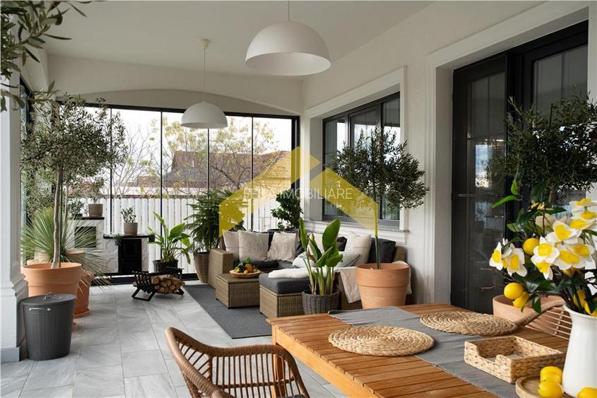 Casa la sol de lux in Mandruloc - 21