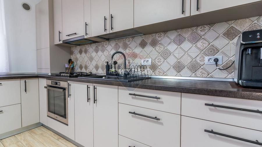 Casă cu 5 camere de vânzare || 400 MP teren || Someseni - 8