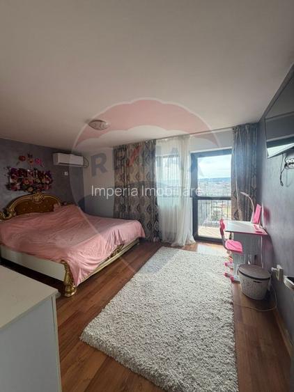 Casa P+E in zona Parcul Nicolae Romanescu, 450mp teren, 4 dormitoare - 15