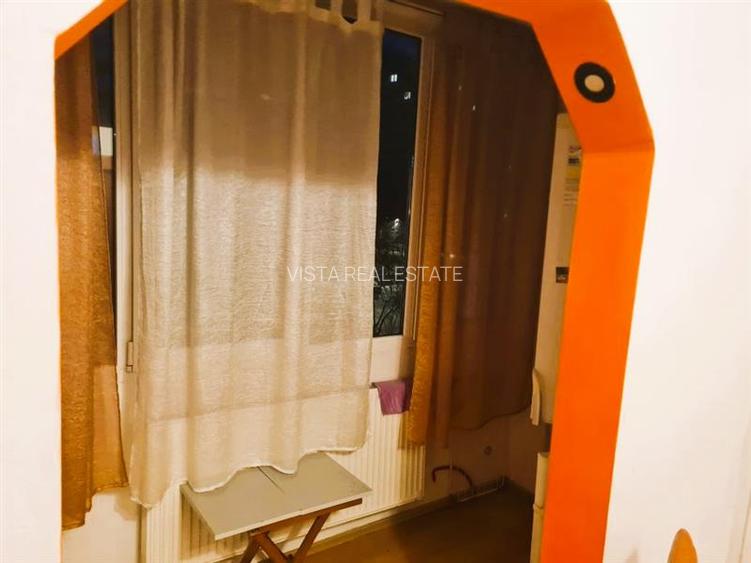 Apartament 2 camere decomandat, etaj intermediar, centrala proprie. Zona racadau - 6