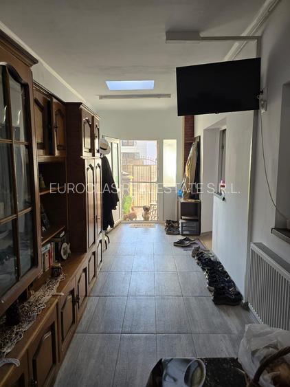 Casa de vanzare -CAPITOL - 112.000 euro ( COD E2+E7) - 2