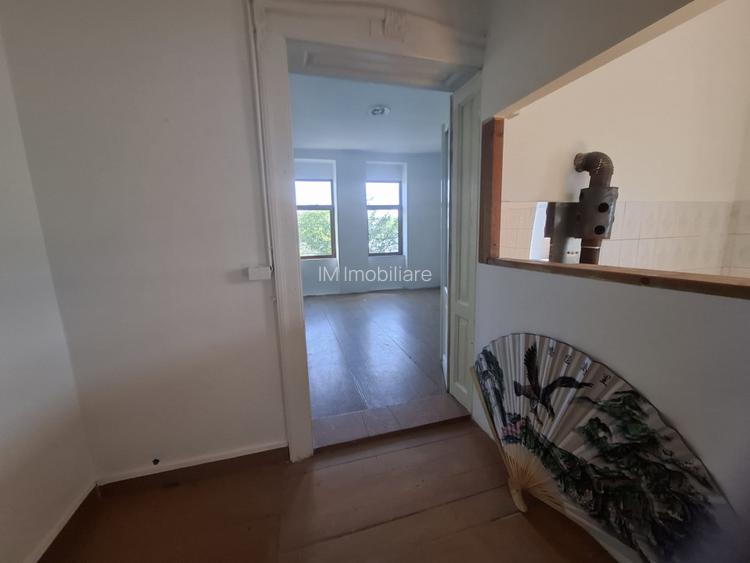 Casă individuală cu 6 camere în Gelu - 4