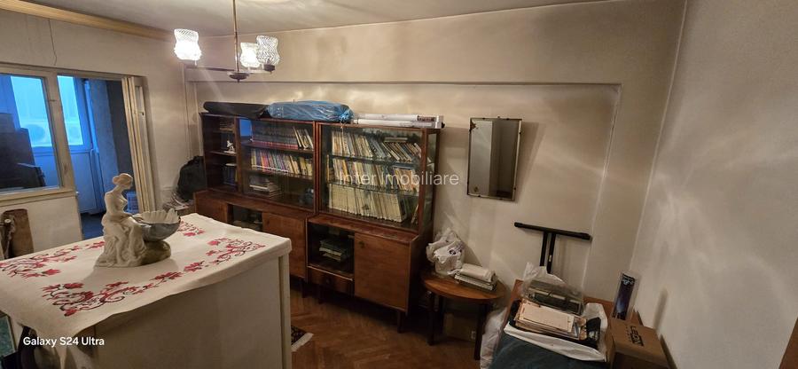 Apartament 4 camere decomandat ,98 mp, B.dul Independentei -UMF, Cod 161227 - 8