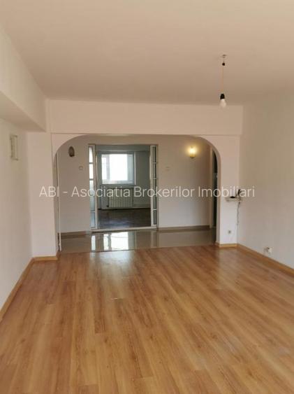 Bd. Decebal - Apartament 4 camere dec 1990 - 16