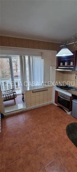 Apartament 4 camere, 2 bai, terasa - de inchiriat - Copou - 27