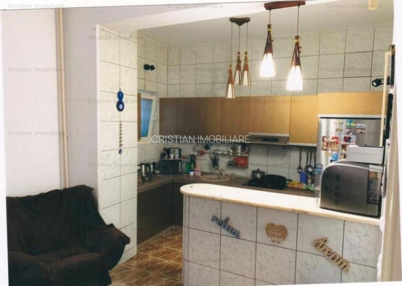 Vila DEOSEBITA, D+P+2, zona Ultracentrala - 8