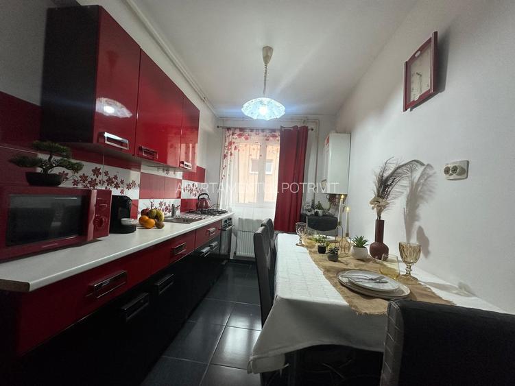 OPORTUNITATE!Apartament 2 CAMERE DECOMANDATE,ZONA ULTRACENTRALA,etaj intermediar - 13