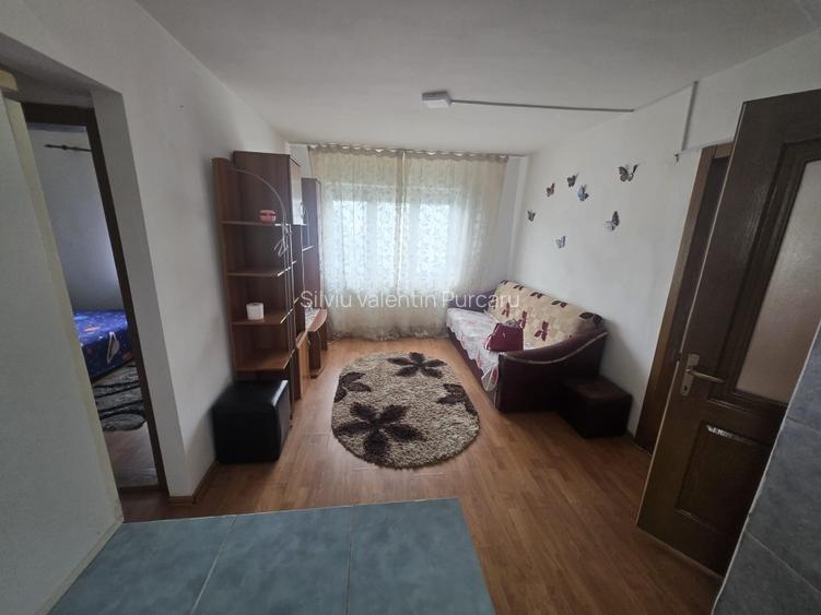 Apartament 3 camere roman  - 9