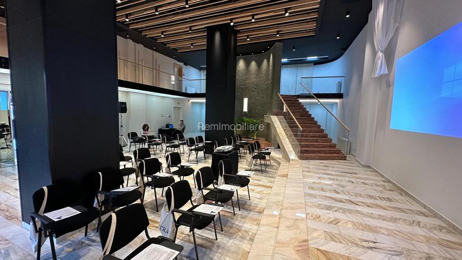 Spatiu deosebit 13 Septembrie - Palatul Parlamentului - 4