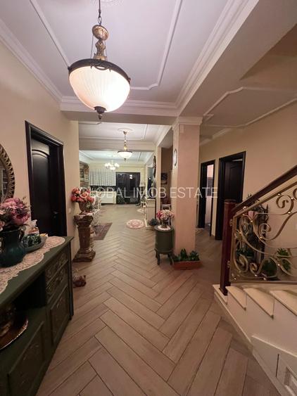 Vanzare Casa/Villa 6 camere 3 bai 3 wc -uri Dobroiesti 0% Comision - 19