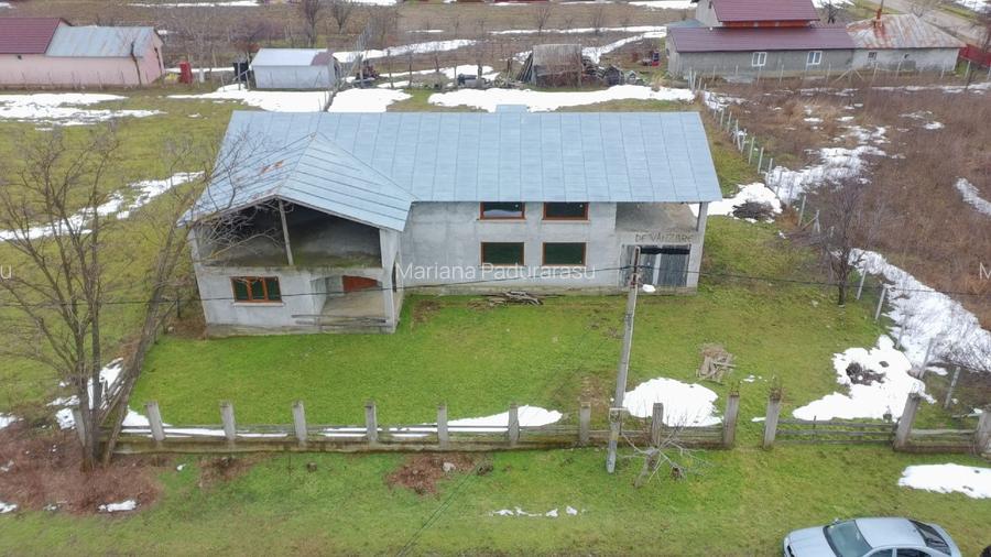 Casa mare la șoseaua județeana+1487 teren - 8