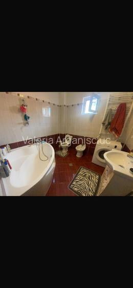 Vila mobilată și utilată ,situată în Chitila , str Nicolae Bălcescu 59 . - 10