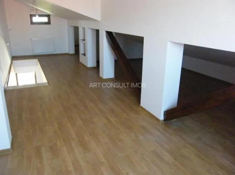 Vila Premium Pipera | P+1+M | 220 mp | Finisaje Lux | Nemobilata | 2 Parcari - 4