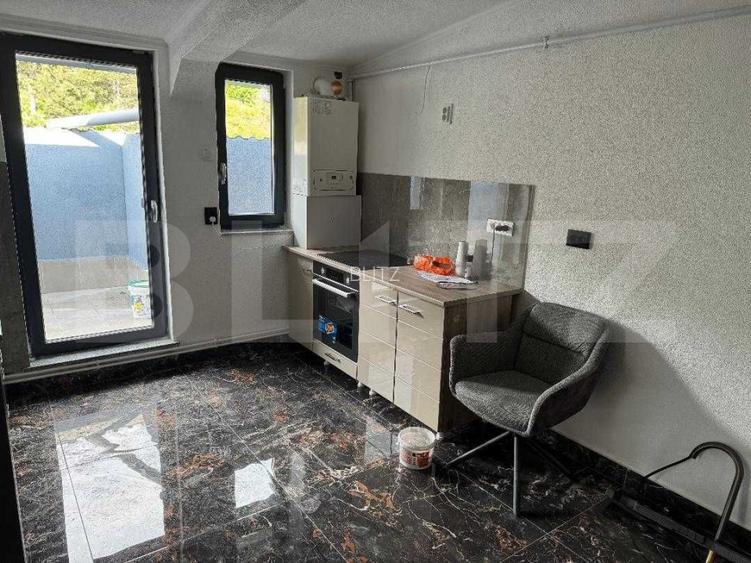 Apartament, 3 camere, 48 mp utili, zona Vivo - 2