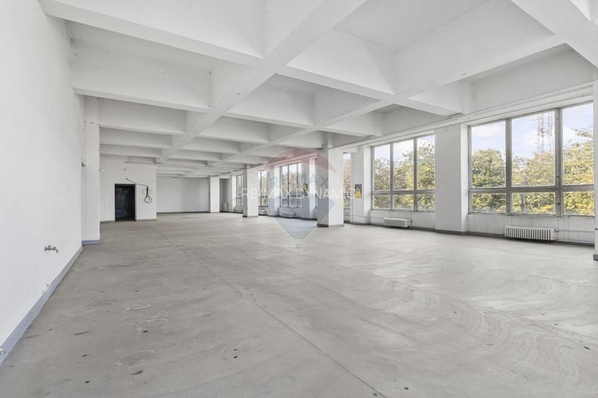 Cladire unica cu destinatii multiple de vanzare Ultracentral Arad - 43