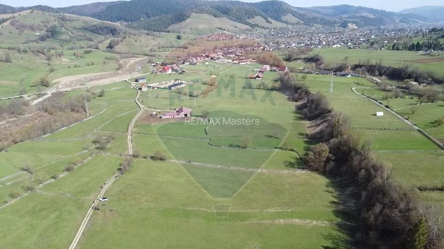 Teren 9,202 mp Manastirea Humorului / Strada Principala BUCOVINA - 12