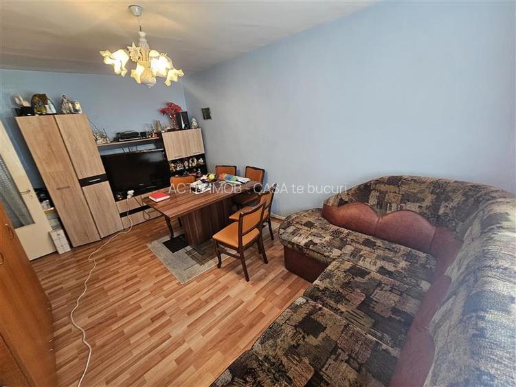 Resita, 3 Cam. Dec., Mobilat+Utilat, Parter Inalt, Micro 4 - 14
