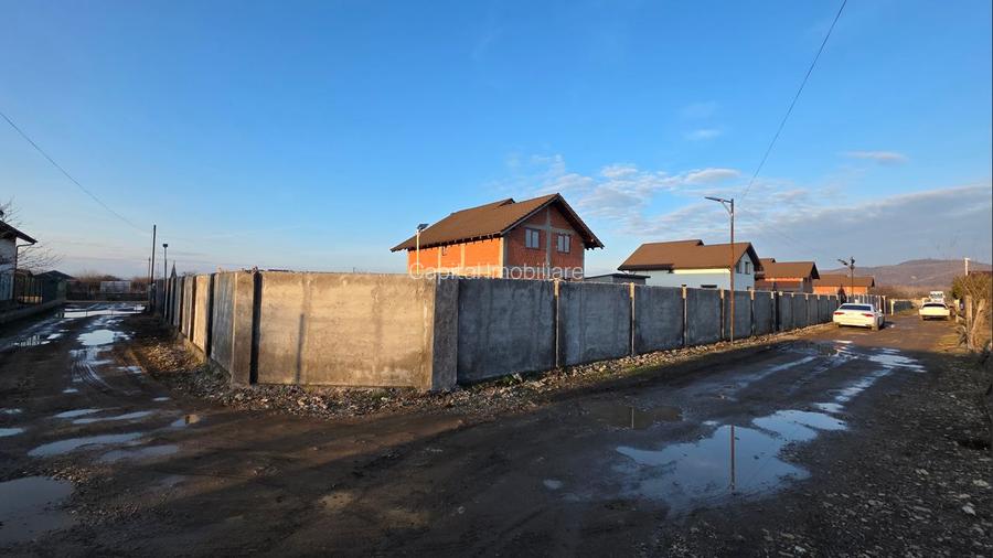 Casă P+1 cu vedere la Dunăre | 1.056 mp teren | Garaj dublu - 4