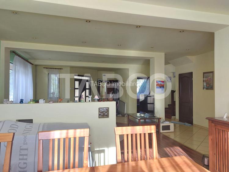 Casa 200 mpu 4 camere curte si gradina zona linistita Talmaciu - 14