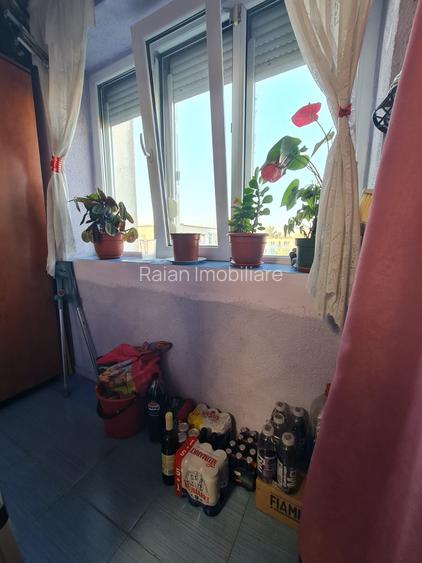 Vanzare apartament 4 camere dec, in Galati, Micro 39A, sup.91mp, mobilat - 17