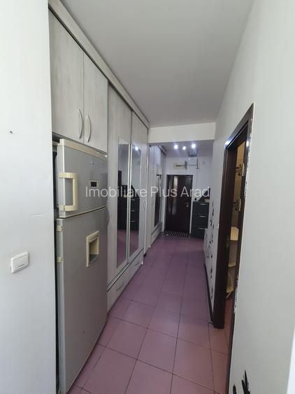 Inchiriez apartament cu 2 camere Ared UTA - 9