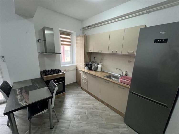 Apartament 2 camere, bloc nou, etaj 2(lift), zona Scoala 10 - 2
