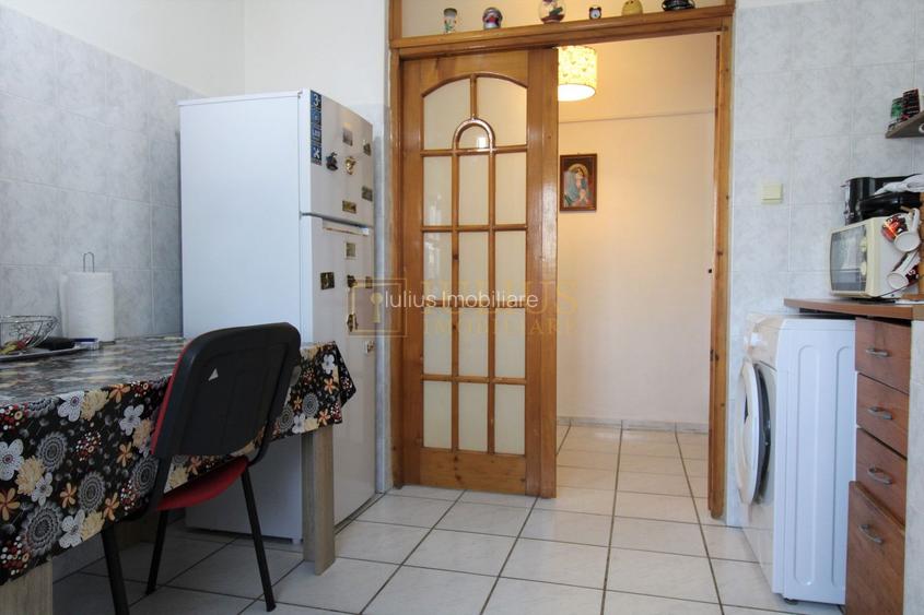 3 camere, clima, bloc anvelopat, Str. Cosminului - Girocului. - 19