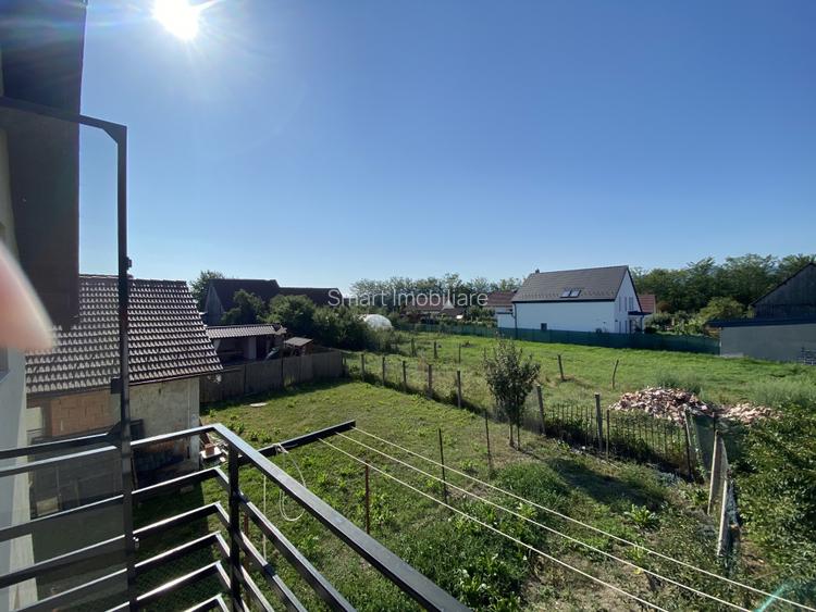 Casa individuala mobilata elegant, 4 camere, 2 bai, gradina Cristian SB - 12