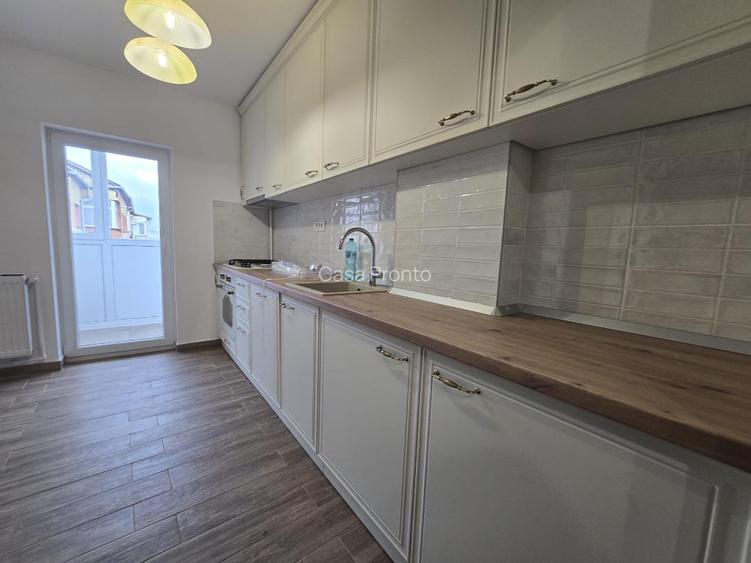 De vanzare Apartament 4 camere, zona Tolstoi. - 6