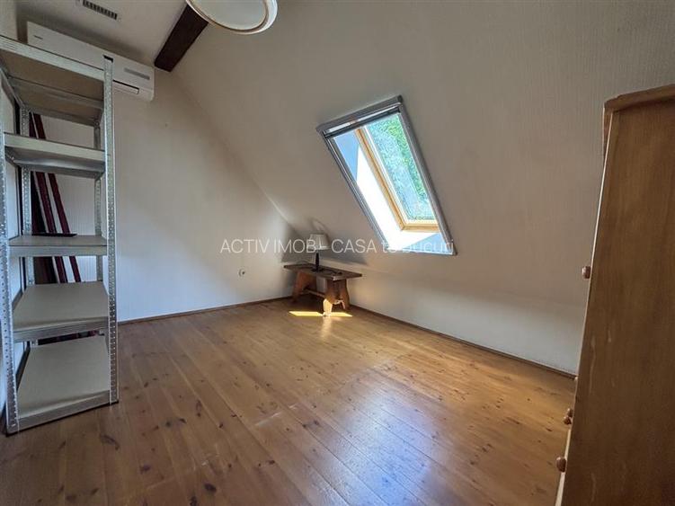 Proprietate de patrimoniu pe malul lacului Paleu - Teren 2.300 mp - piscina - Co - 14