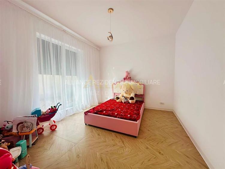 Casa individuala - 10 min metrou Tudor Arghezi - 4 Camere 2 Bai - 12