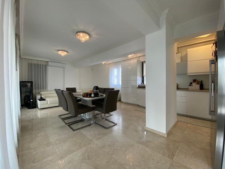 Amazing duplex apartment with 4 bedrooms