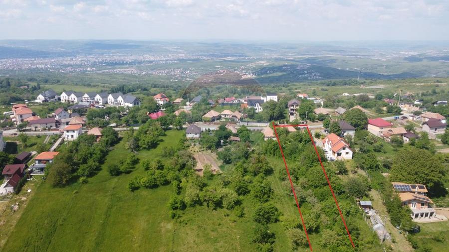 Teren cu casa de vanzare in Feleacu! 2000 MP.