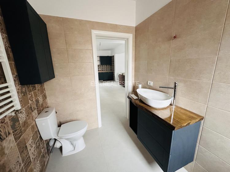 Vila superba Rosu, zona Crinului, 4 camere+terasa inchisa, 249 mp teren, 153 mp - 13