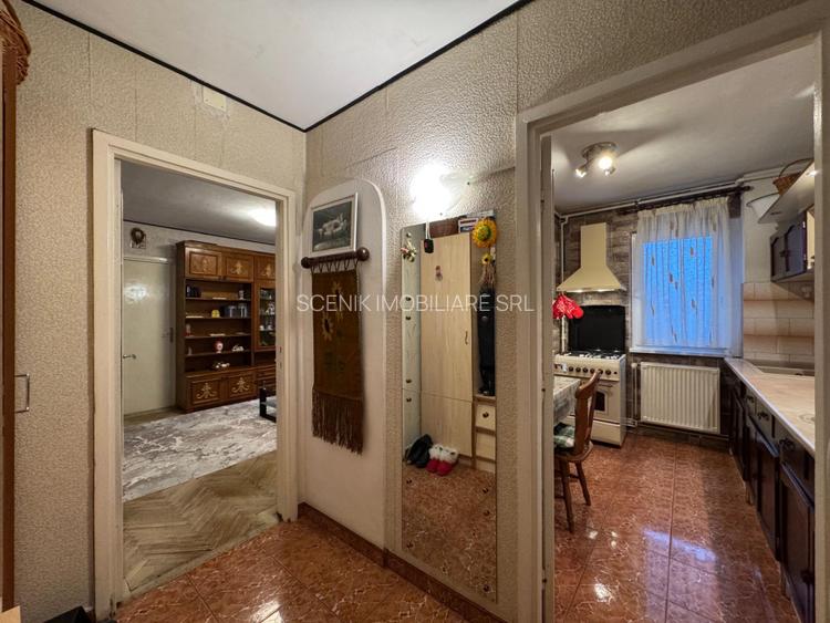 Astra, zona Saturn, Aleea Constelatiei, apart. semidecomandat, mobilat si utilat - 15