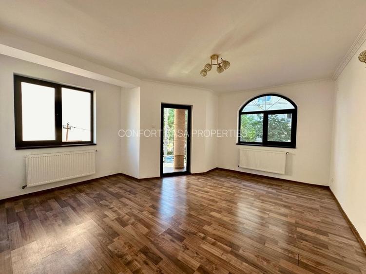 Vitan Mall, Mihai Bravu, Dristor metrou P+2 - 18