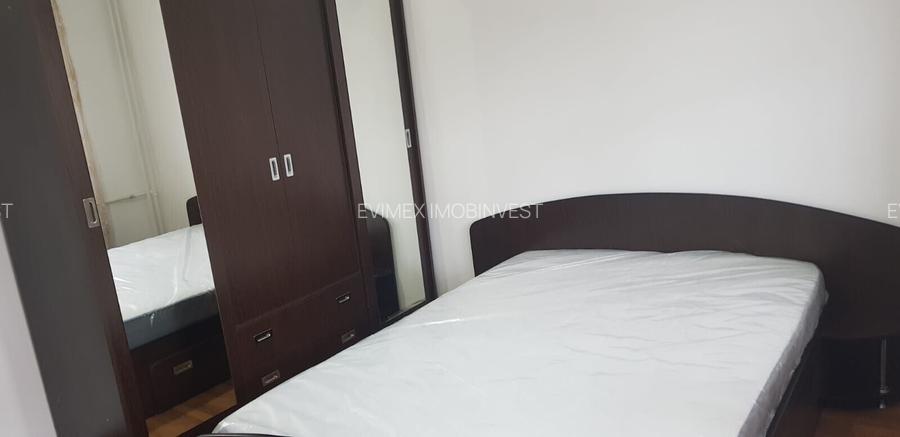 Decebal - Piata Alba Iulia vanzare apartament 3 camere - 2