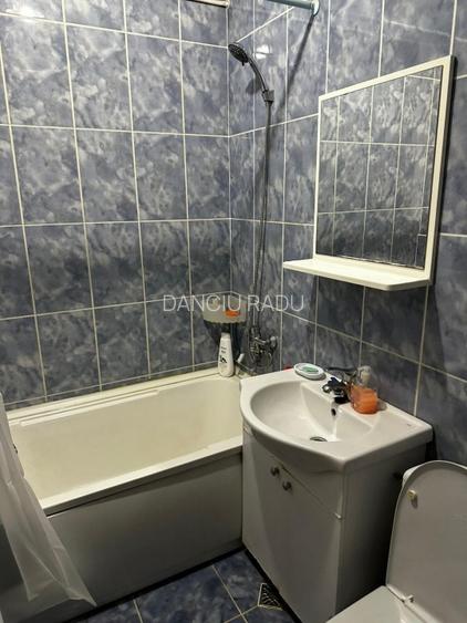 Inchiriez apartament 2 camere  - 5